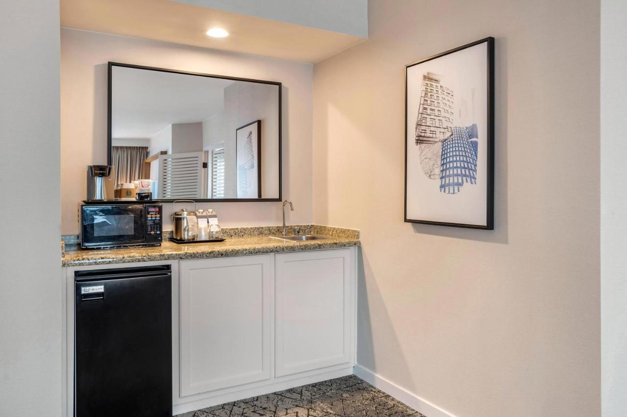 Sheraton Suites Wilmington Downtown Buitenkant foto