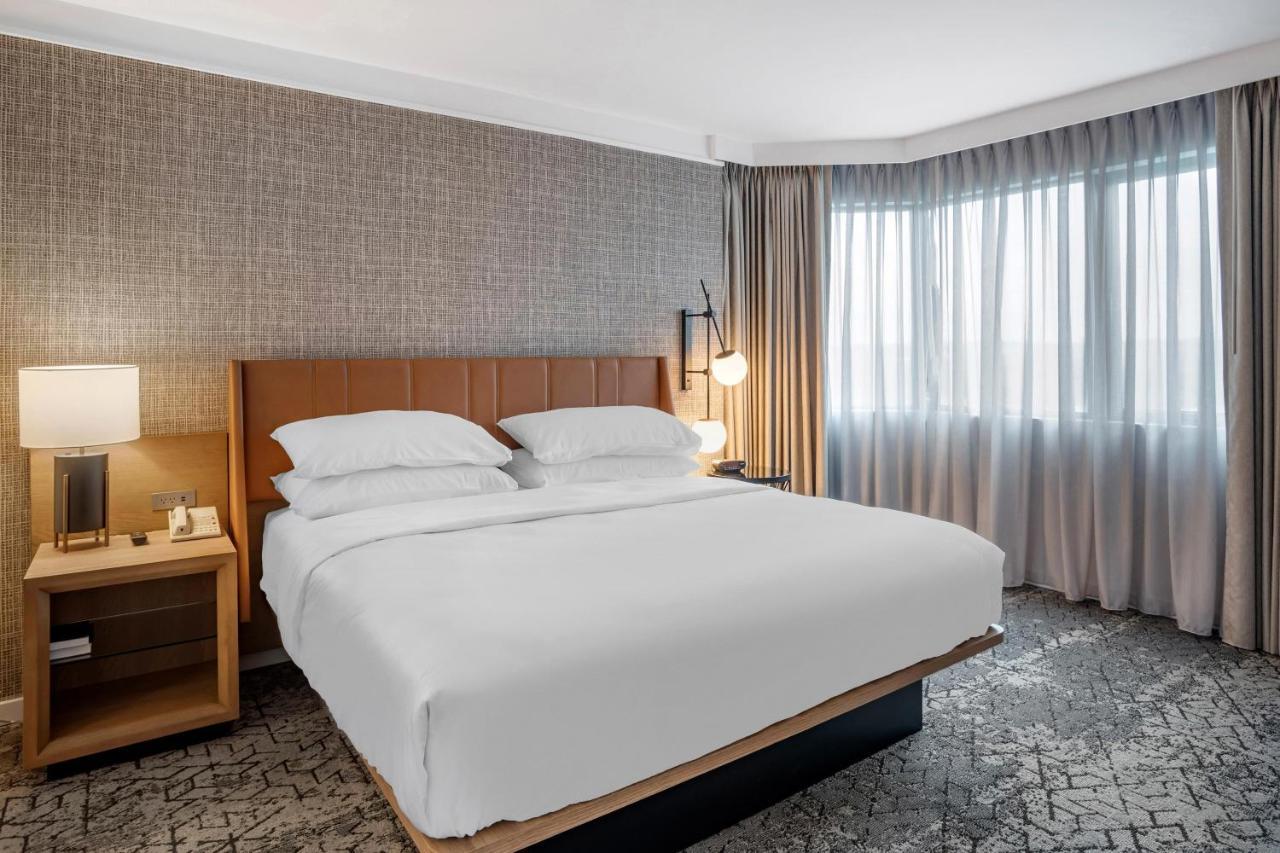 Sheraton Suites Wilmington Downtown Buitenkant foto