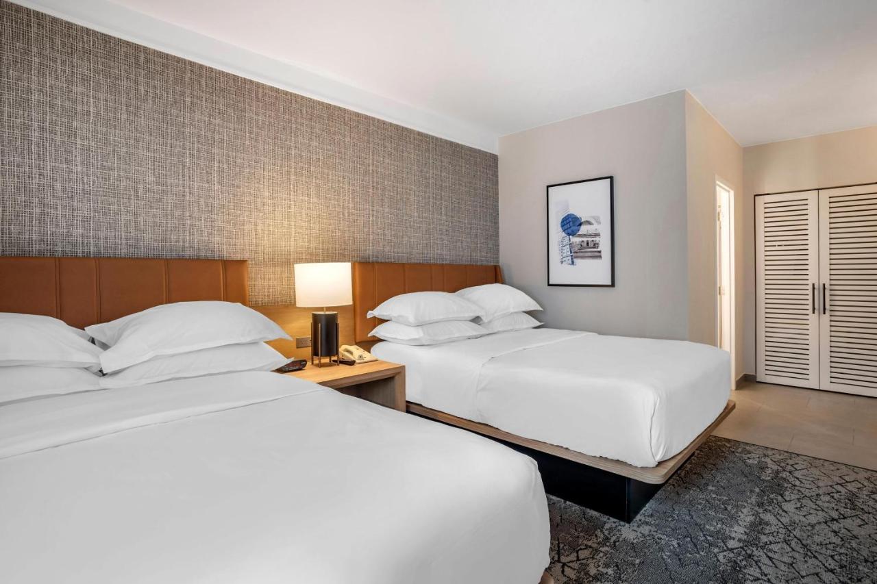 Sheraton Suites Wilmington Downtown Buitenkant foto