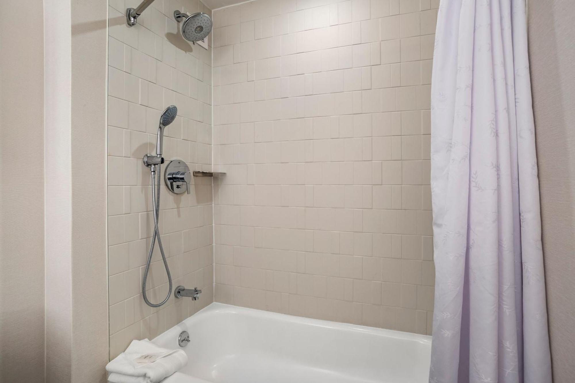Sheraton Suites Wilmington Downtown Buitenkant foto