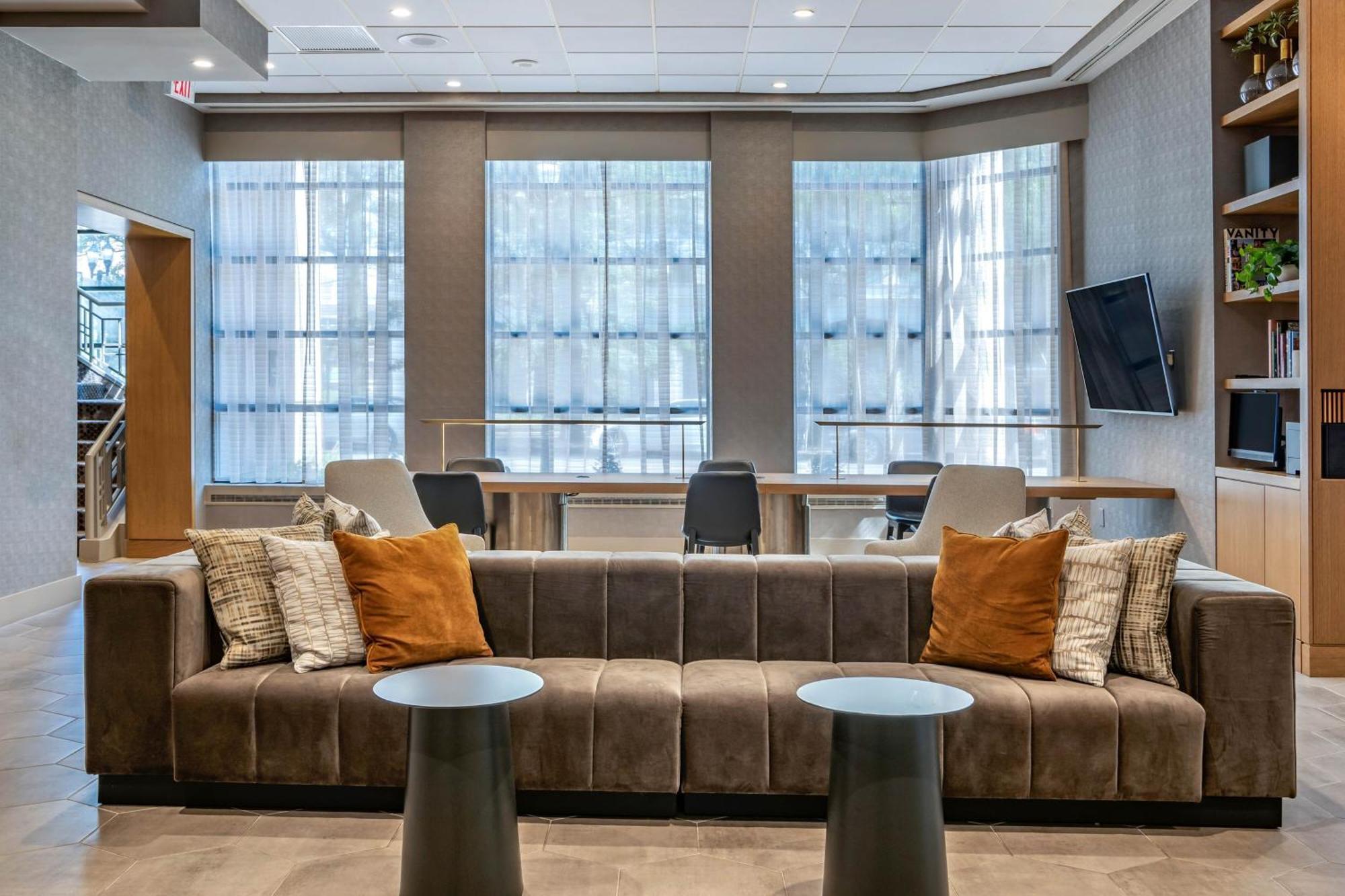 Sheraton Suites Wilmington Downtown Buitenkant foto